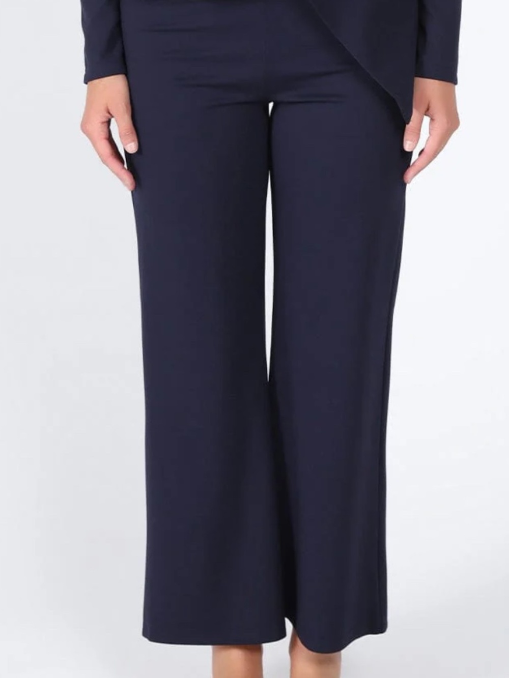 Gracia GRACIA Spangle Detail on The Waist Pants in Navy Blue
